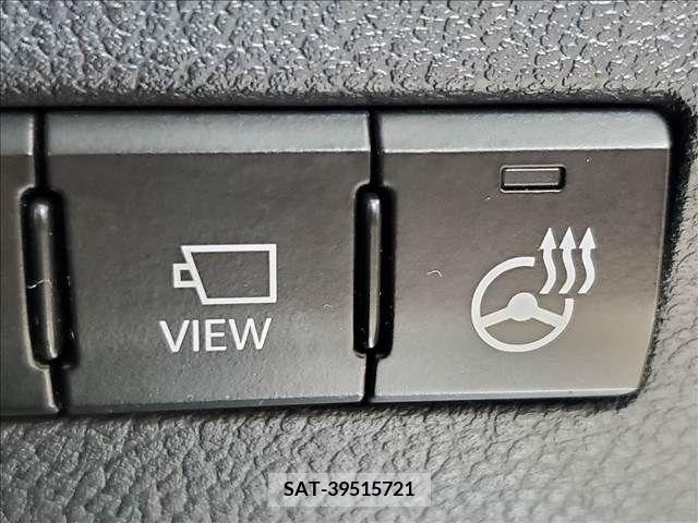 Lexus NX 2014-08 300537-7