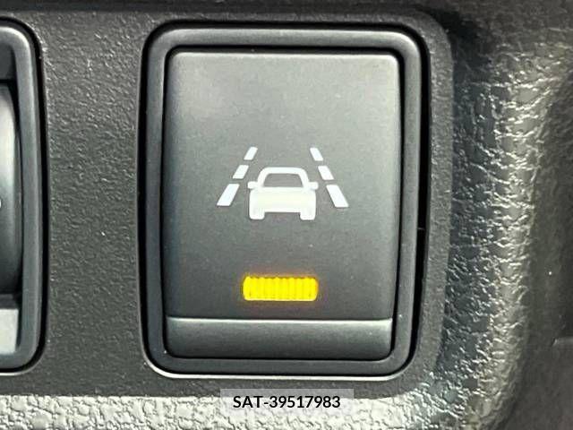 Nissan NOTE 2015-02 251240-6