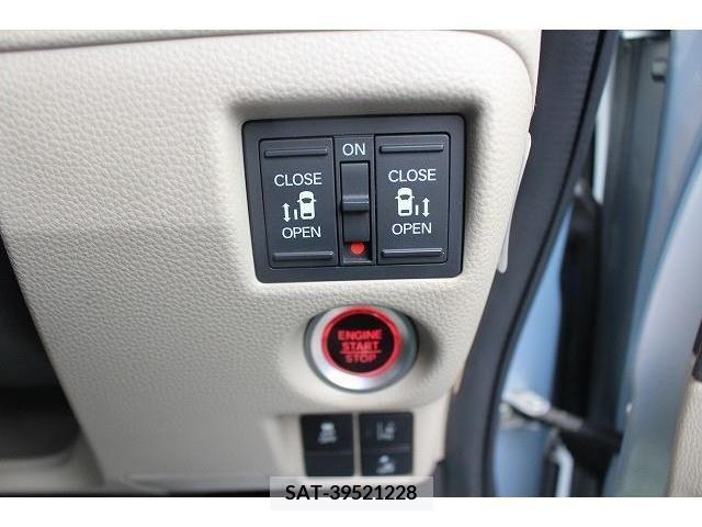 Honda N BOX 2017-09 245319-3