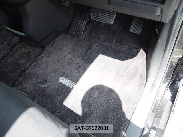 Honda STEP WGN 2012-05 368822-23