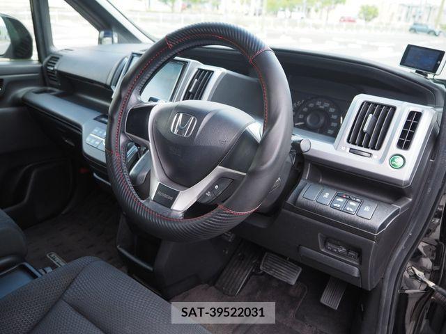 Honda STEP WGN 2012-05 368822-1