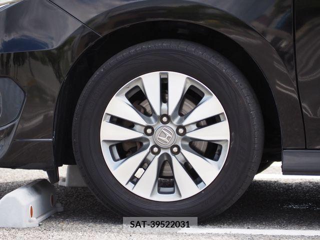 Honda STEP WGN 2012-05 368822-9