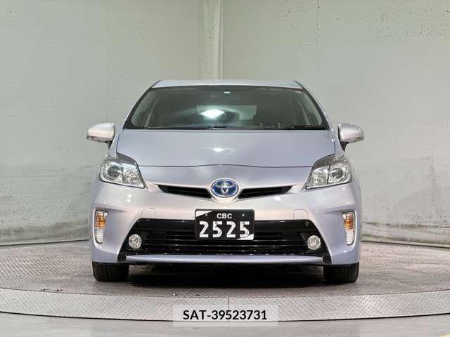 Toyota PRIUS 2012-08 281832-6
