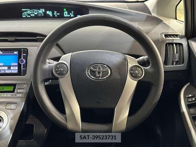 Toyota PRIUS 2012-08 281832-13