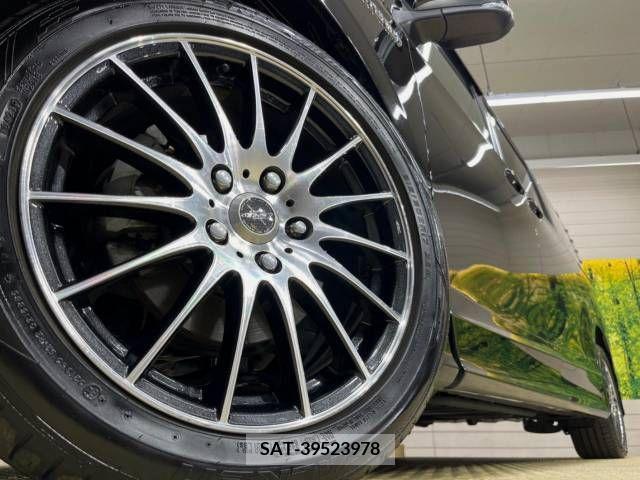 Toyota VOXY HYBRID 2014-06 246272-14