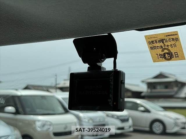 Daihatsu MOVE 2018-04 278079-6