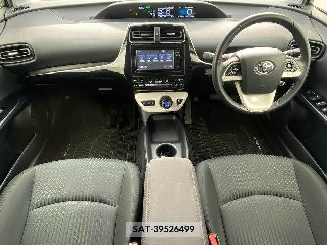 Toyota PRIUS 2016-06 282952-1