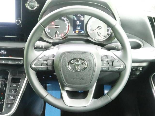 Toyota NOAH 2023-06 189989-12