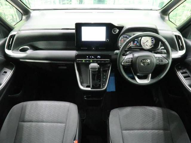 Toyota NOAH 2023-06 189989-1