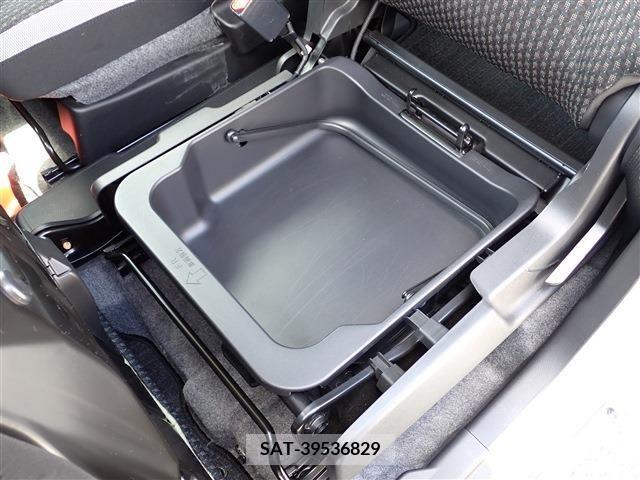 Suzuki HUSTLER 2021-10 312976-27