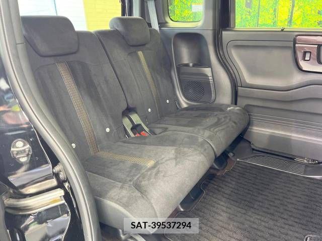 Honda N BOX CUSTOM 2018-06 206998-9