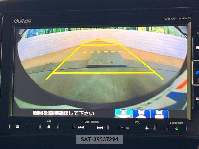 Honda N BOX CUSTOM 2018-06 206998-4