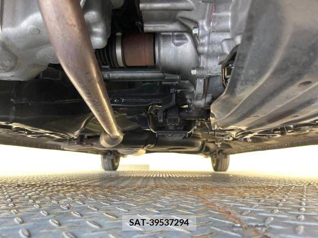 Honda N BOX CUSTOM 2018-06 206998-19