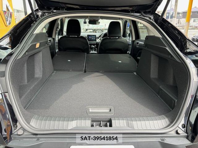 Renault Arkana 2023-07 212582-16