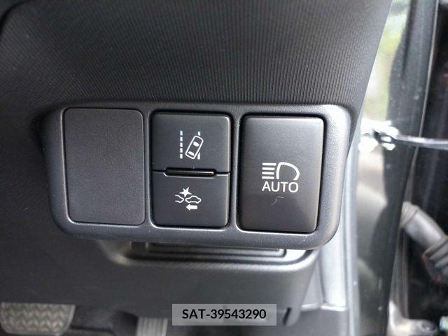 Toyota AQUA 2019-06 314091-14