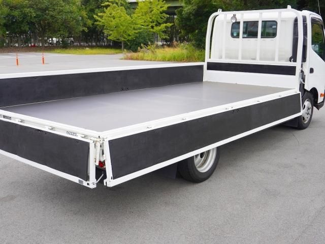 Toyota DYNA TRUCK 2017-09 196212-9