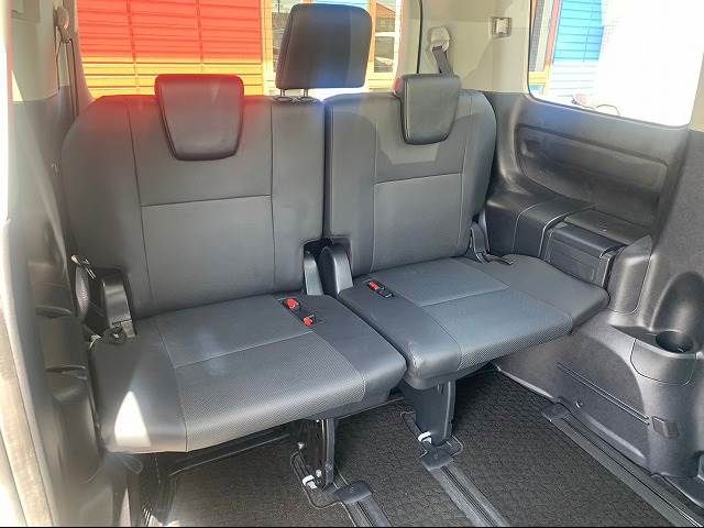 Toyota ESQUIRE 2016-08 5826-6