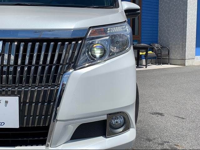 Toyota ESQUIRE 2016-08 5826-19