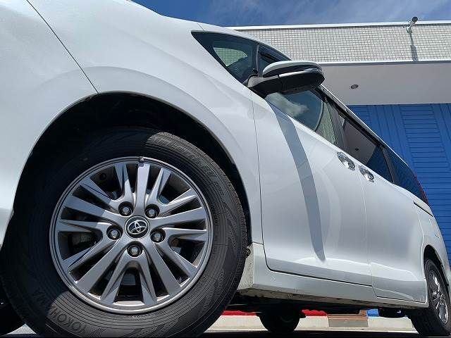 Toyota ESQUIRE 2016-08 5826-18