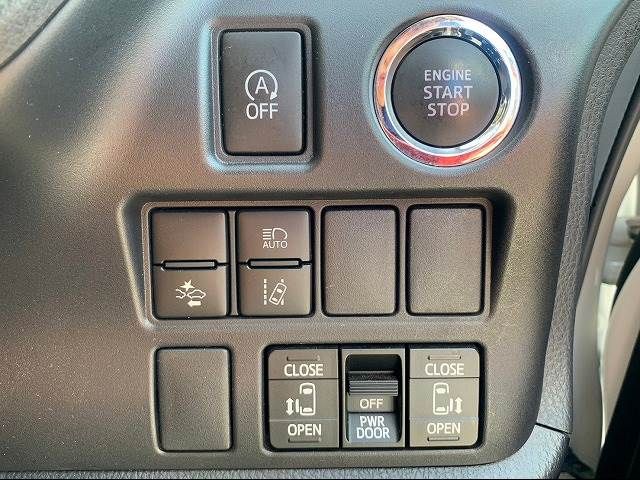 Toyota ESQUIRE 2016-08 5826-8