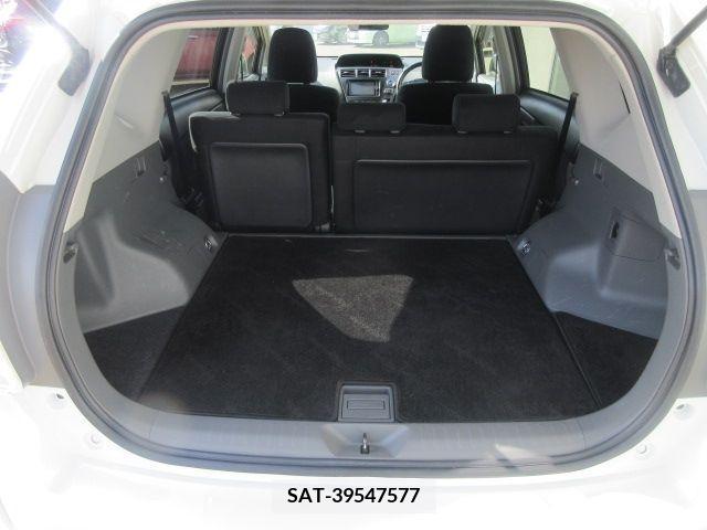 Toyota PRIUS ALPHA 2014-07 282428-8
