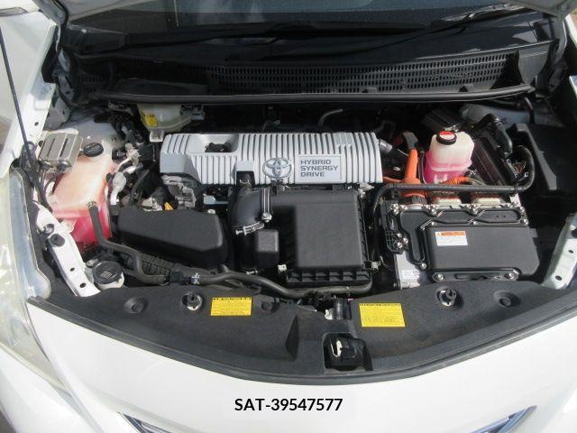 Toyota PRIUS ALPHA 2014-07 282428-27
