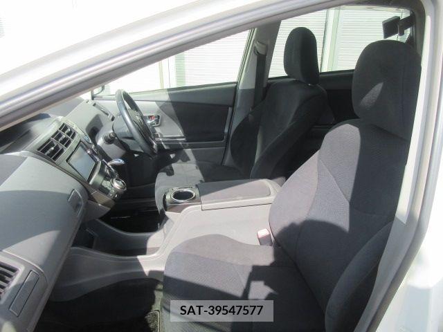 Toyota PRIUS ALPHA 2014-07 282428-4