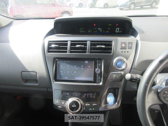 Toyota PRIUS ALPHA 2014-07 282428-10