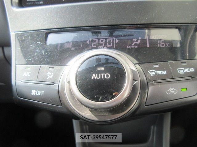Toyota PRIUS ALPHA 2014-07 282428-13