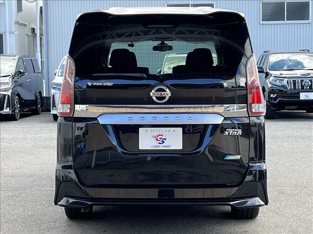 Nissan SERENA 2016-10 10314-18