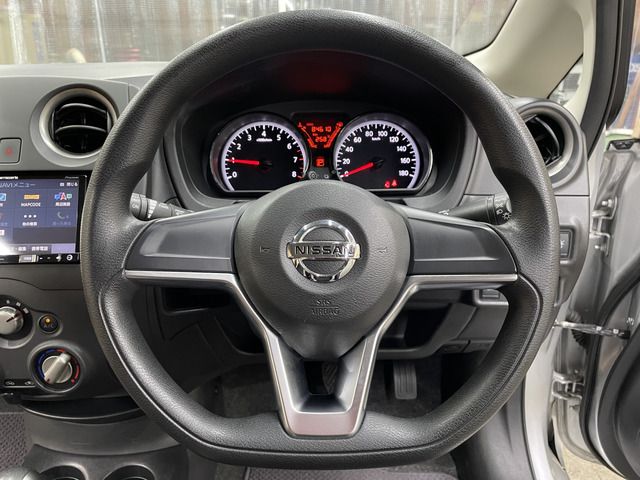 Nissan NOTE 2018-06 21719-11