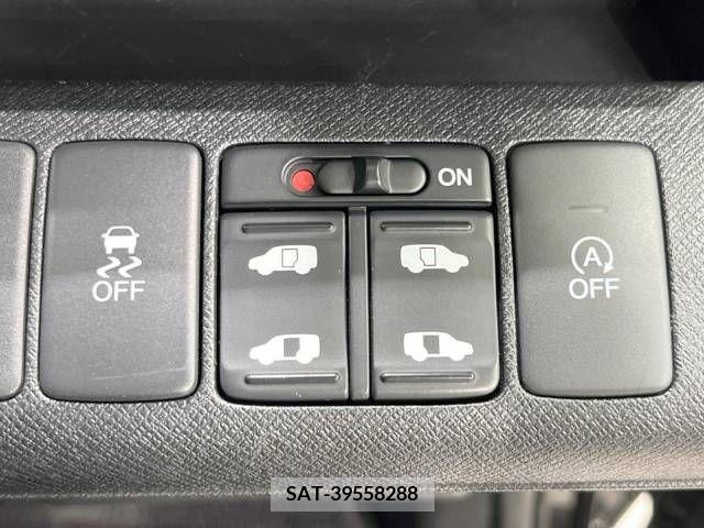 Honda e 2013-07 341599-3