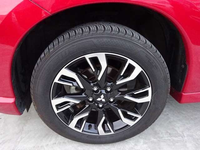 Mitsubishi OUTLANDER PHEV 2015-11 27859-15