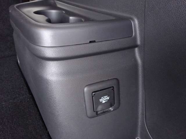 Mitsubishi OUTLANDER PHEV 2015-11 27859-11