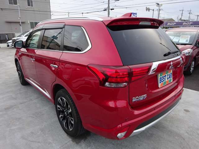 Mitsubishi OUTLANDER PHEV 2015-11 27859-2