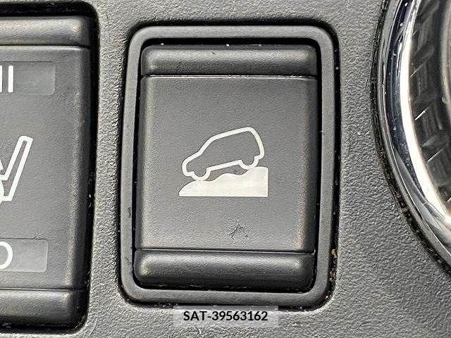 Nissan X-TRAIL 2015-11 290522-8