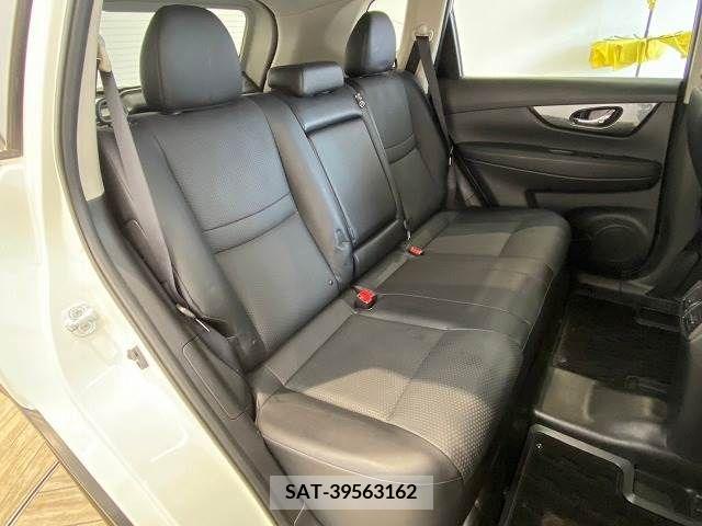 Nissan X-TRAIL 2015-11 290522-5