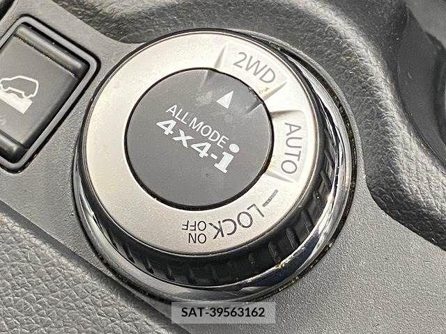 Nissan X-TRAIL 2015-11 290522-7