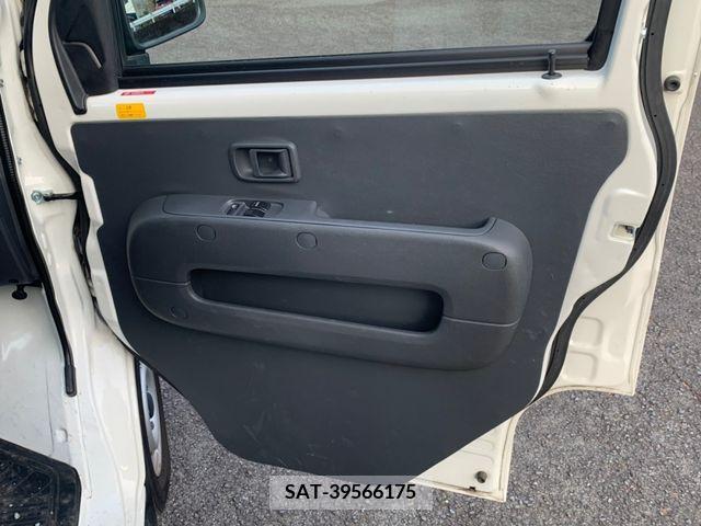 Daihatsu HIJET CARGO 2017-08 326091-9