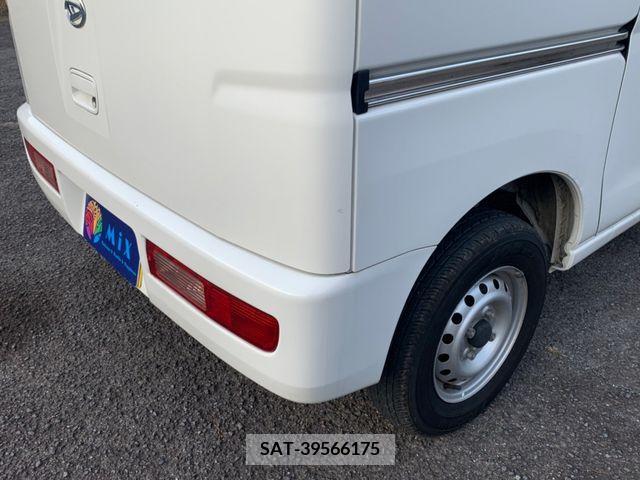 Daihatsu HIJET CARGO 2017-08 326091-25