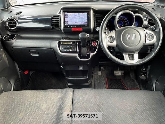 Honda N BOX CUSTOM 2014-01 379670-1