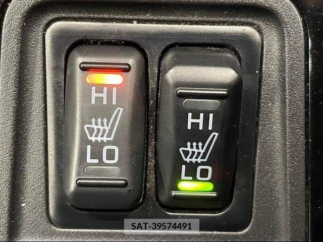Mitsubishi OUTLANDER PHEV 2018-11 303565-12