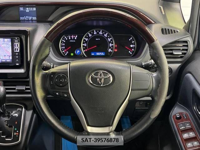 Toyota VOXY 2015-10 289244-12
