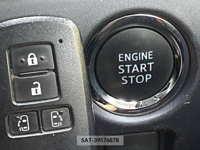 Toyota VOXY 2015-10 289244-7