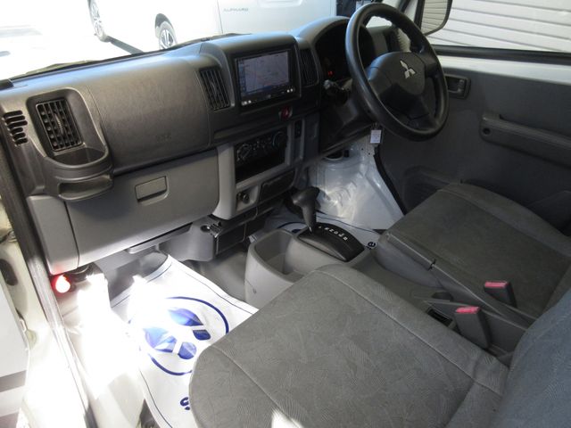 Mitsubishi MINICA 2012-12 14390-13