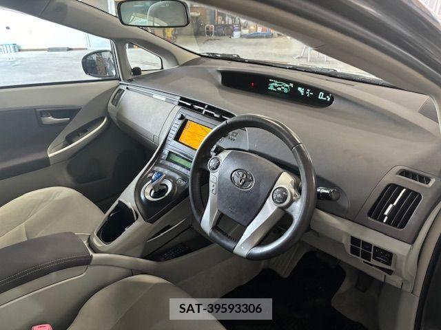 Toyota PRIUS 2011-03 366384-10