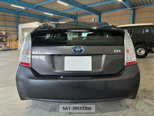 Toyota PRIUS 2011-03 366384-5