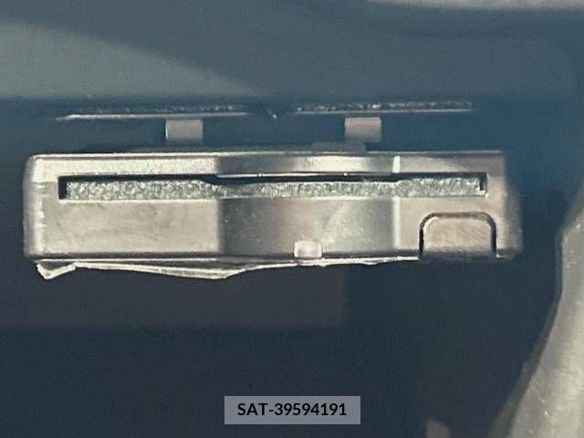 Nissan NOTE 2013-11 302333-7