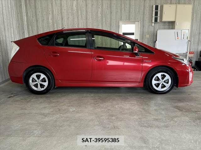 Toyota PRIUS 2012-07 255337-6