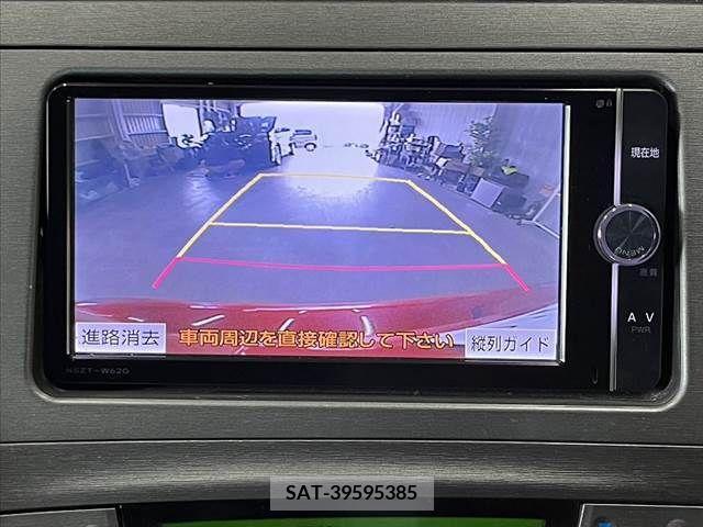 Toyota PRIUS 2012-07 255337-3